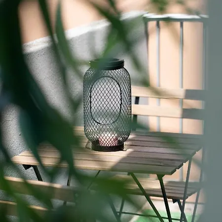 Mama With Aircon Including A Parking Space At 300 Meters Apartamento