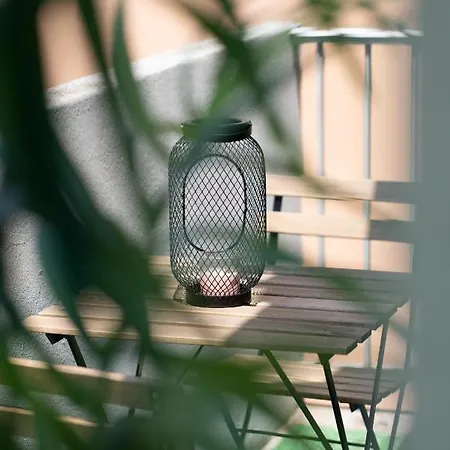 Mama With Mobile Aircon, Including Free Parking Space At 300 Meters アパート