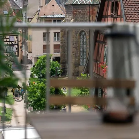 Mama With Mobile Aircon, Including Free Parking Space At 300 Meters Colmar