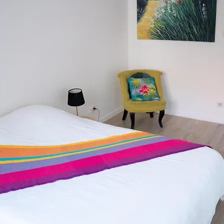 Mama With Aircon Including Parking 2 Cars Apartament *