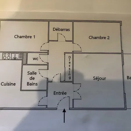 Mama With Mobile Aircon, Including Free Parking Space At 300 Meters