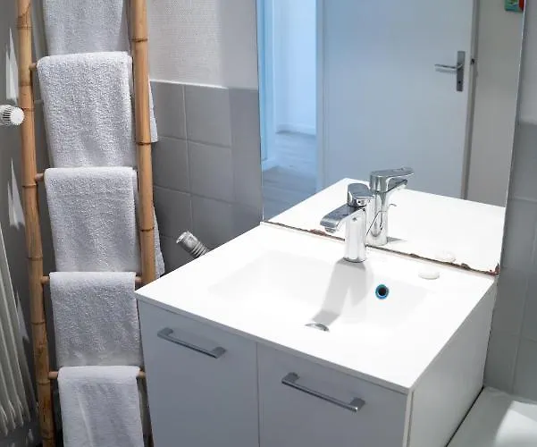 شقة Mama With Mobile Aircon, Including Free Parking Space At 300 Meters كولمار