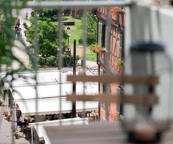 Mama With Mobile Aircon, Including Free Parking Space At 300 Meters Apartamento