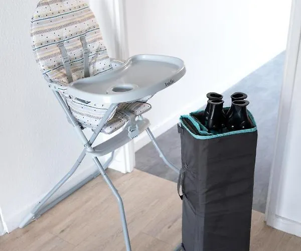 Mama With Mobile Aircon, Including Free Parking Space At 300 Meters شقة