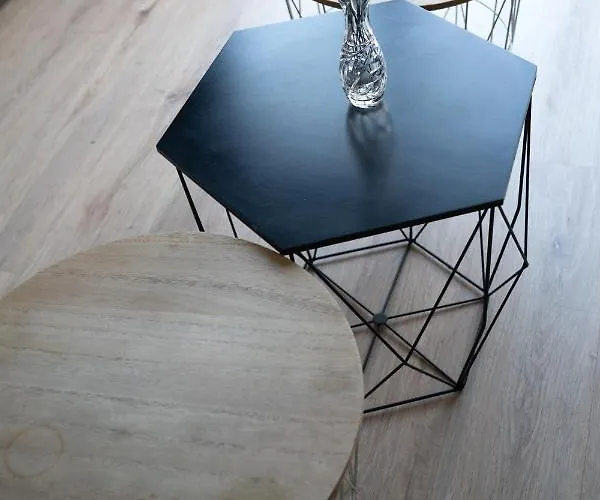 Mama With Mobile Aircon, Including Free Parking Space At 300 Meters Colmar