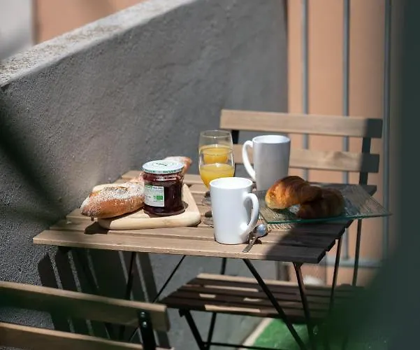 Mama With Mobile Aircon, Including Free Parking Space At 300 Meters كولمار