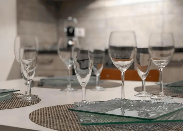 شقة Mama With Mobile Aircon, Including Free Parking Space At 300 Meters كولمار